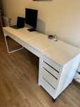 Secretaria Ikea Micke + Bloco gavetas Ikea Micke