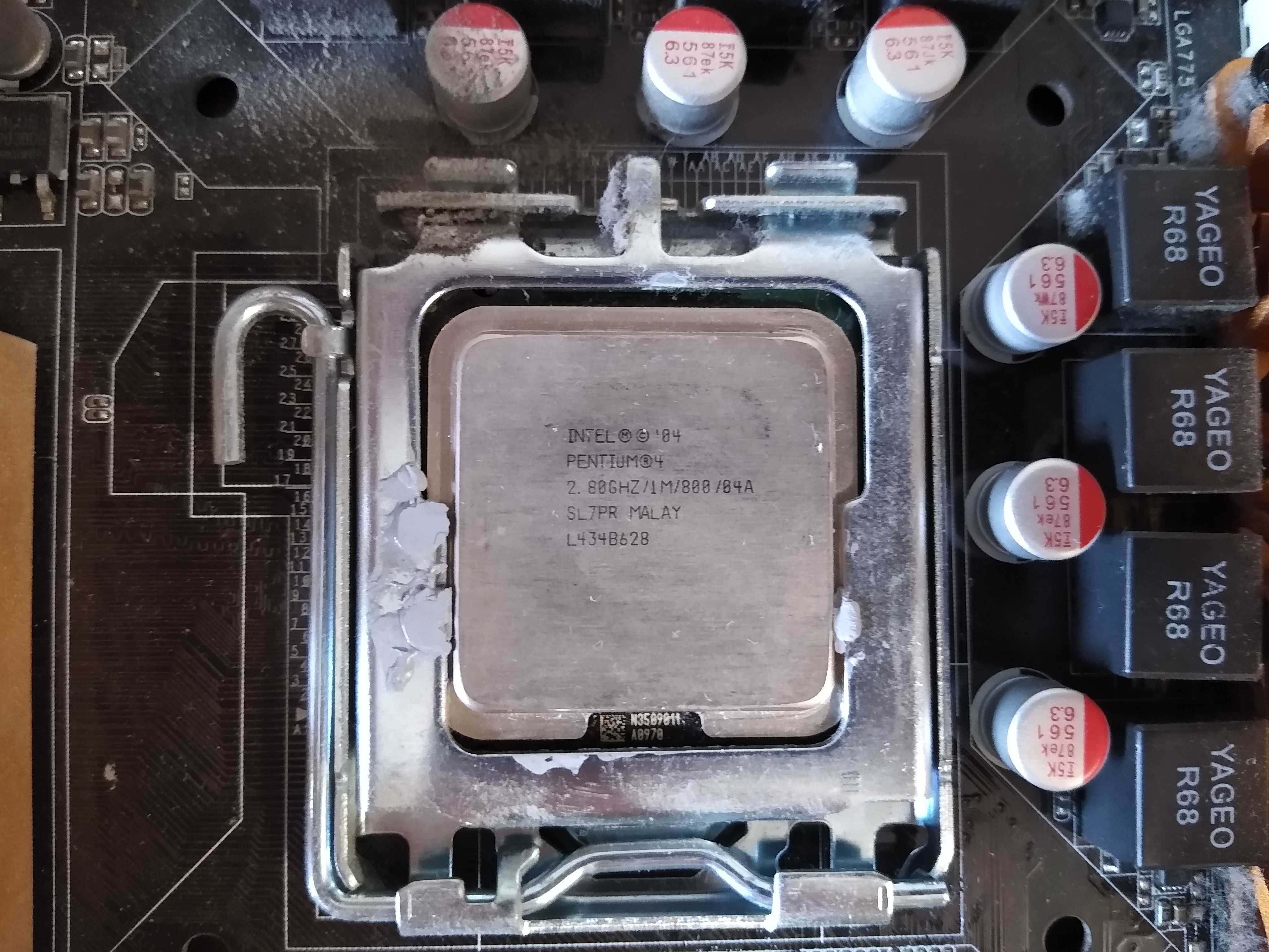 Płyta główna ASUS 88M0ACN59412 procesor Pentium 2.8 GHz