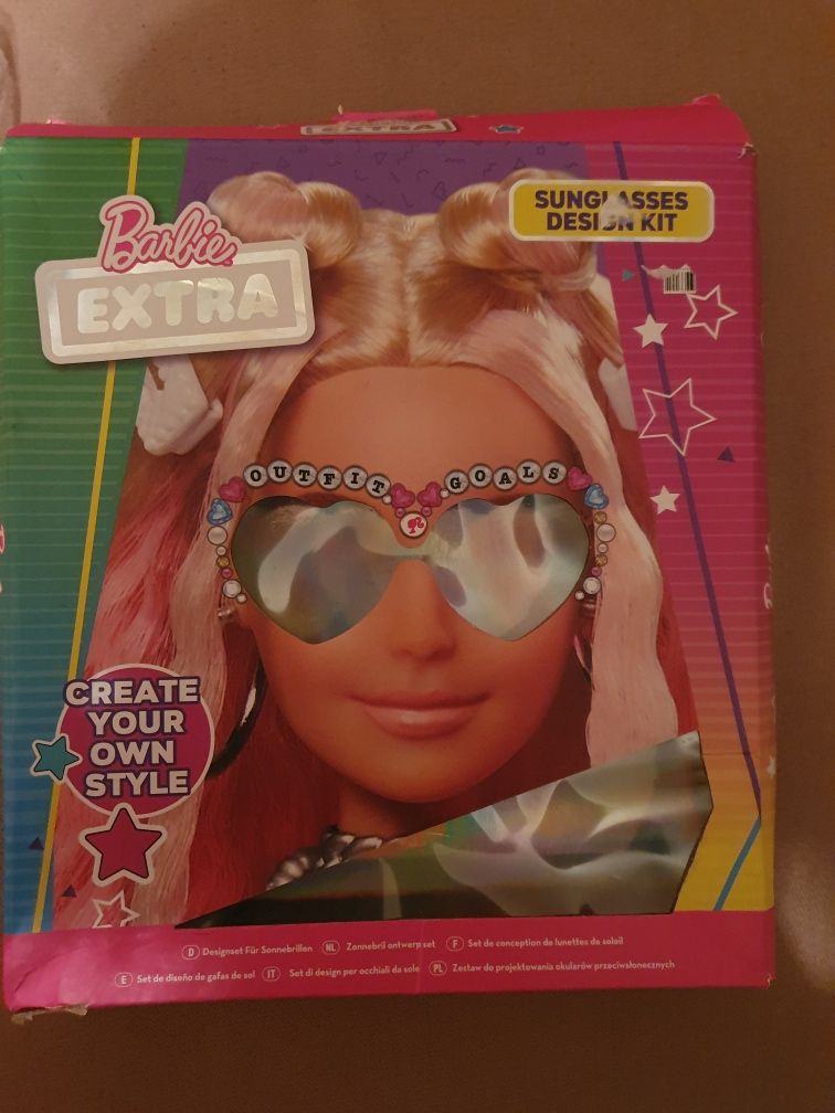Okulary przeciwsłoneczne Barbie extra sunglasses zestaw do projektowan
