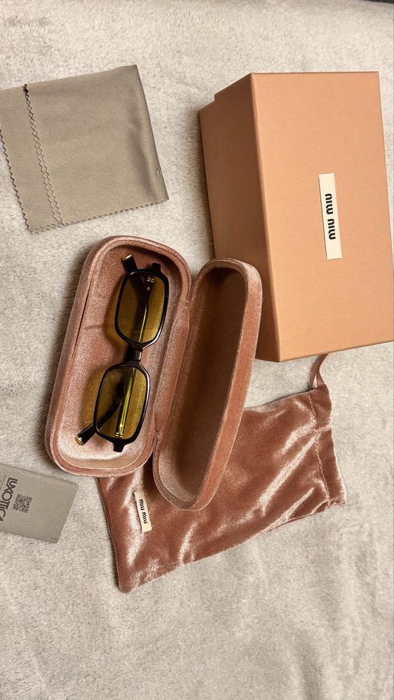 Оригінал . Окуляри MIU MIU 11ZS 16K07O OLIVE GREEN