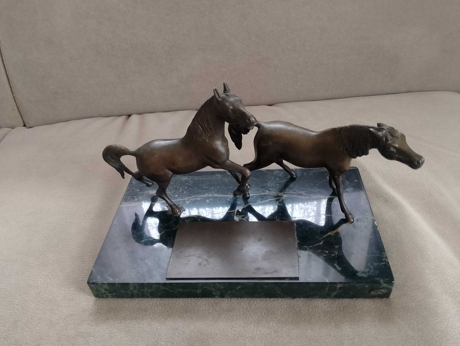 Rzeźba brąz konie