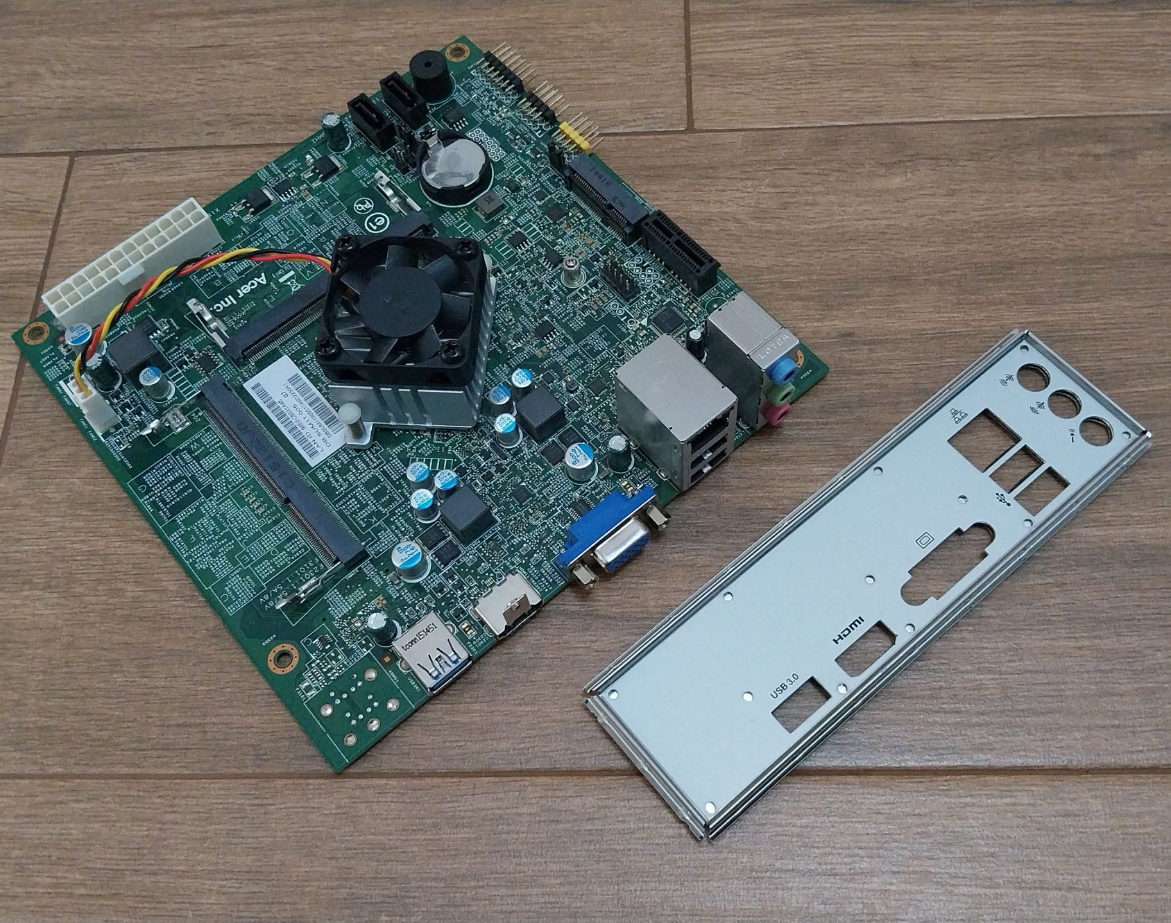 Motherboard Mini itx com Pentium J2900 a 2.40 Ghz