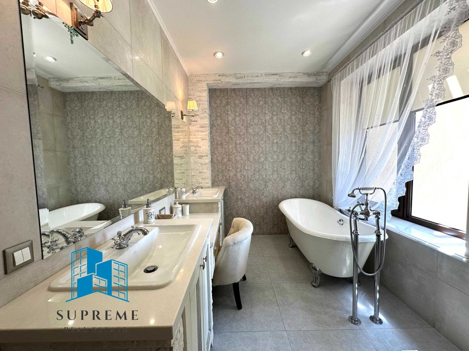 Дом VIP уровня морская сторона Французский бульвар