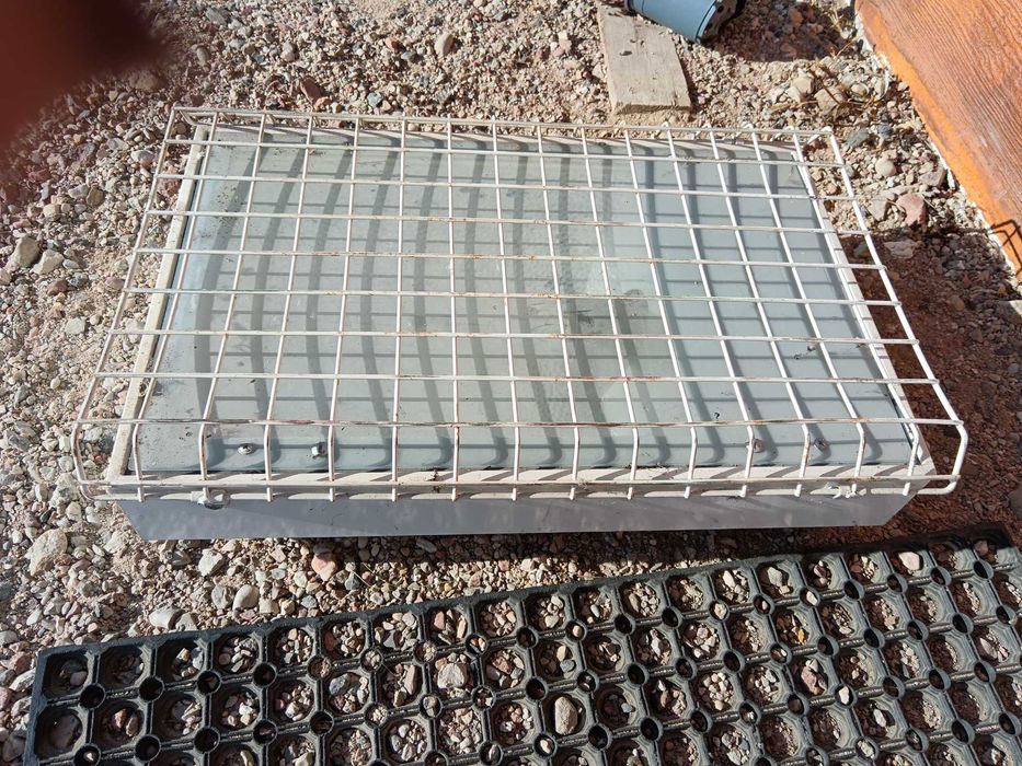 Stare lampy przemysłowe