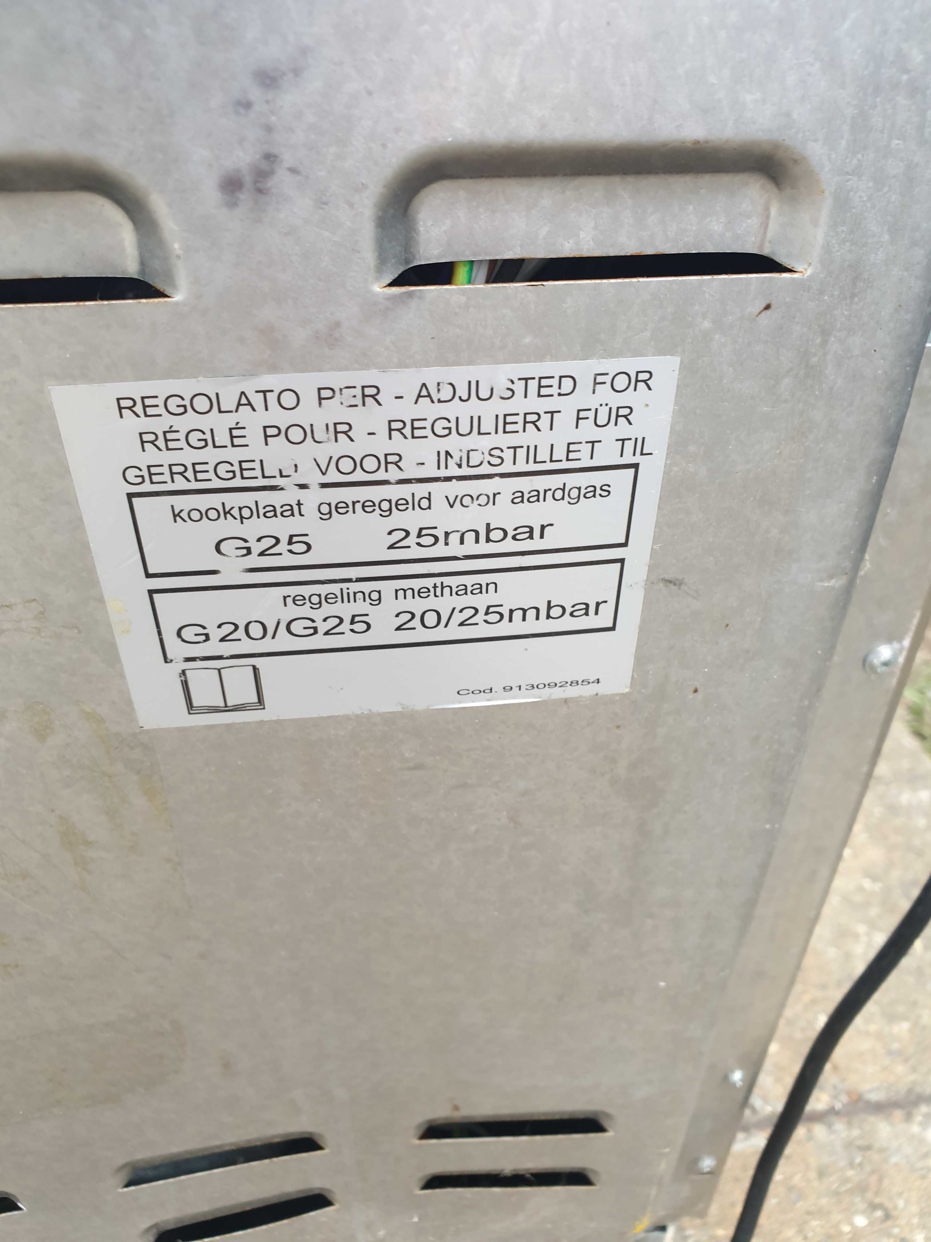 SMEG kuchenka gazowa Smeg + piekarnik elektryczny