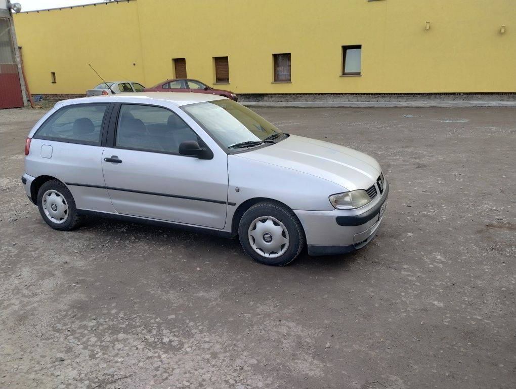 Seat Ibiza 2000 1,4 MPI 260000 tys