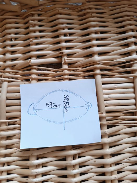 Koszyk owalny z białej wikliny