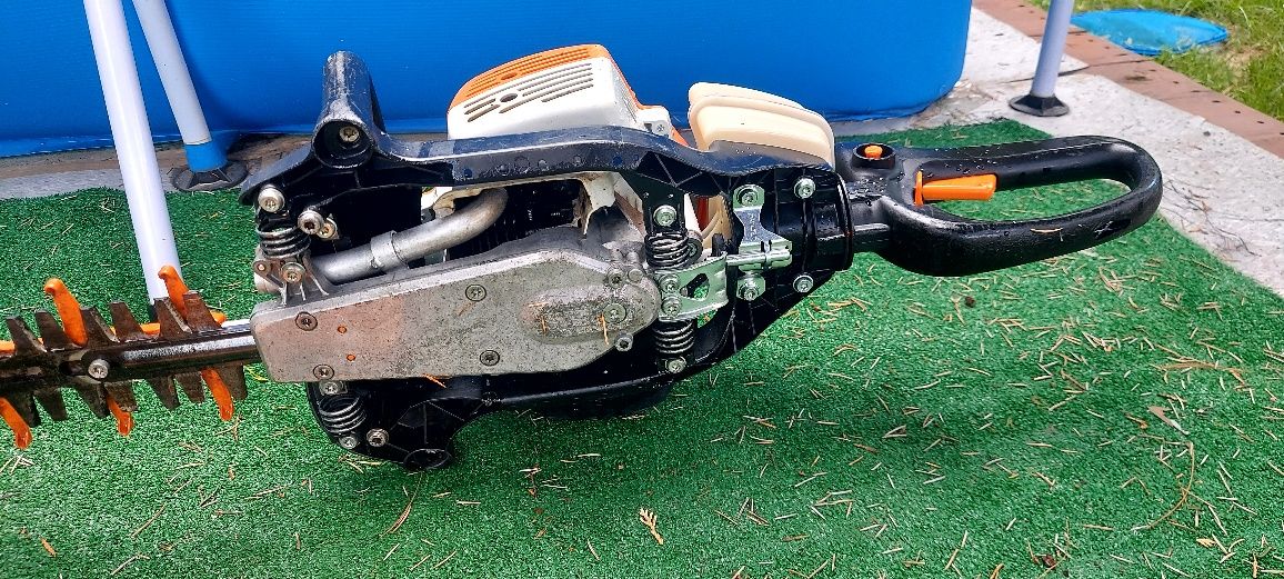 Nożyce do żywopłotu stihl hs 82 R super stan