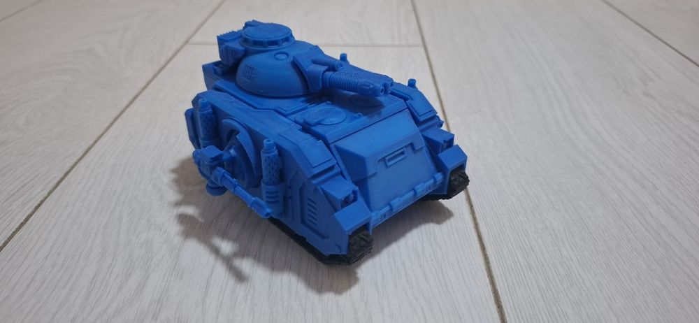 Predator Warhammer 40k модель