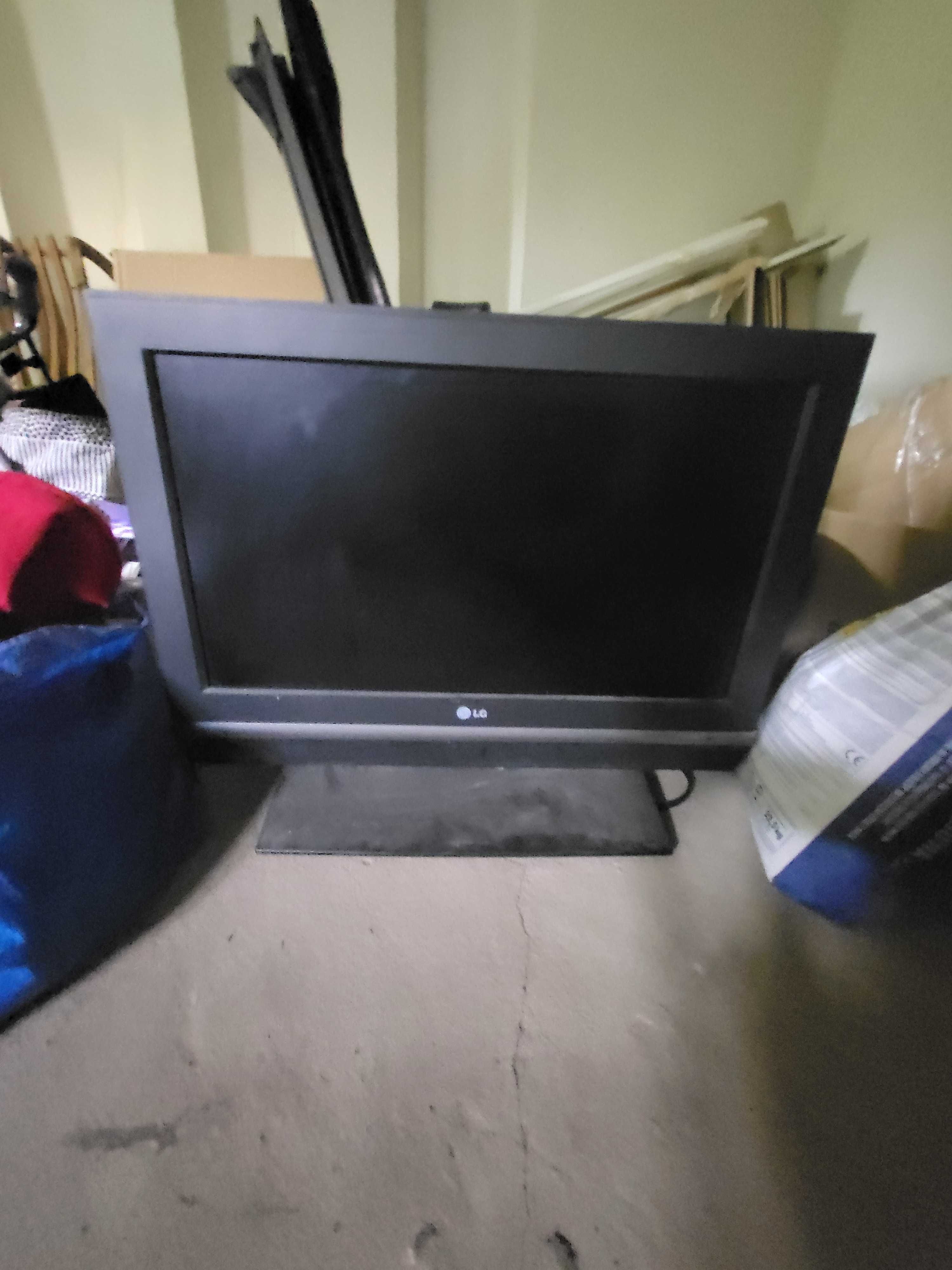 Telewizor LG stan bardzo dobry