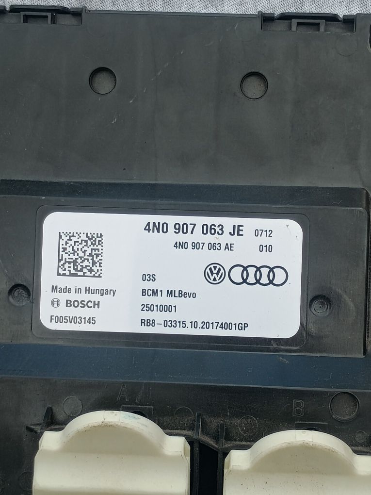 Moduł komfortu Audi Q8 RSQ8