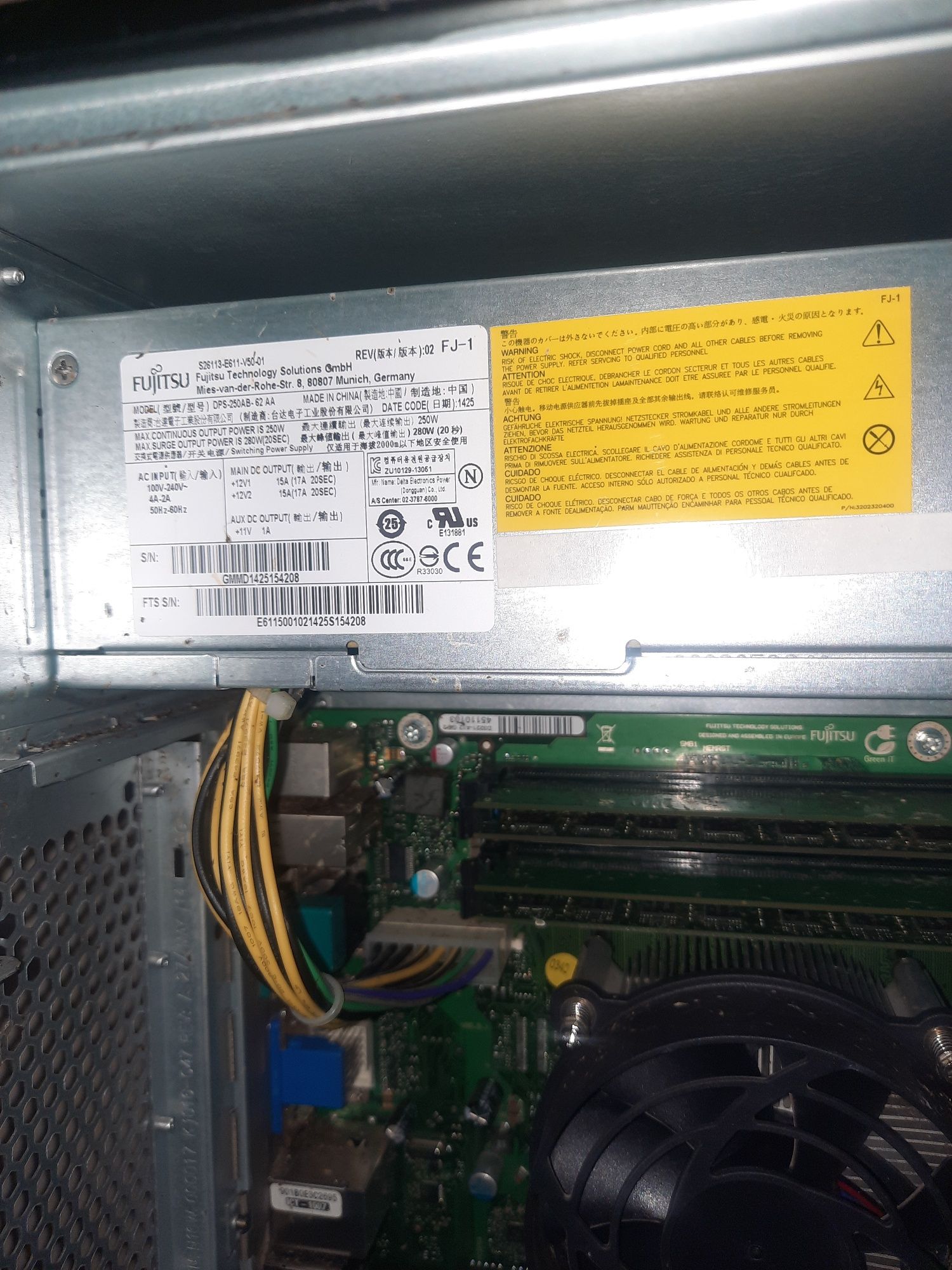 Компьютер Fujitsu,монитор LG19