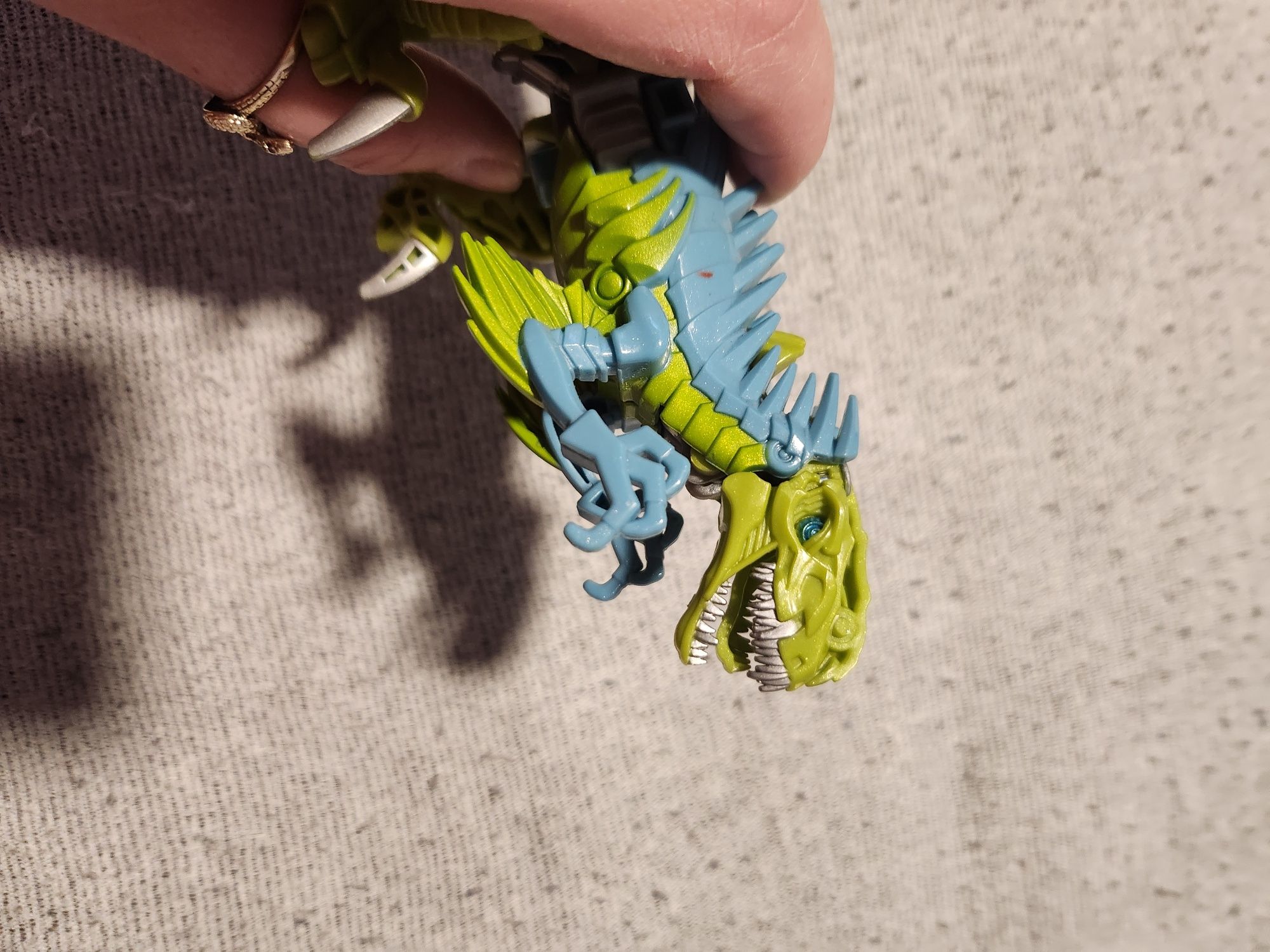 Dinozaur transformers, mały