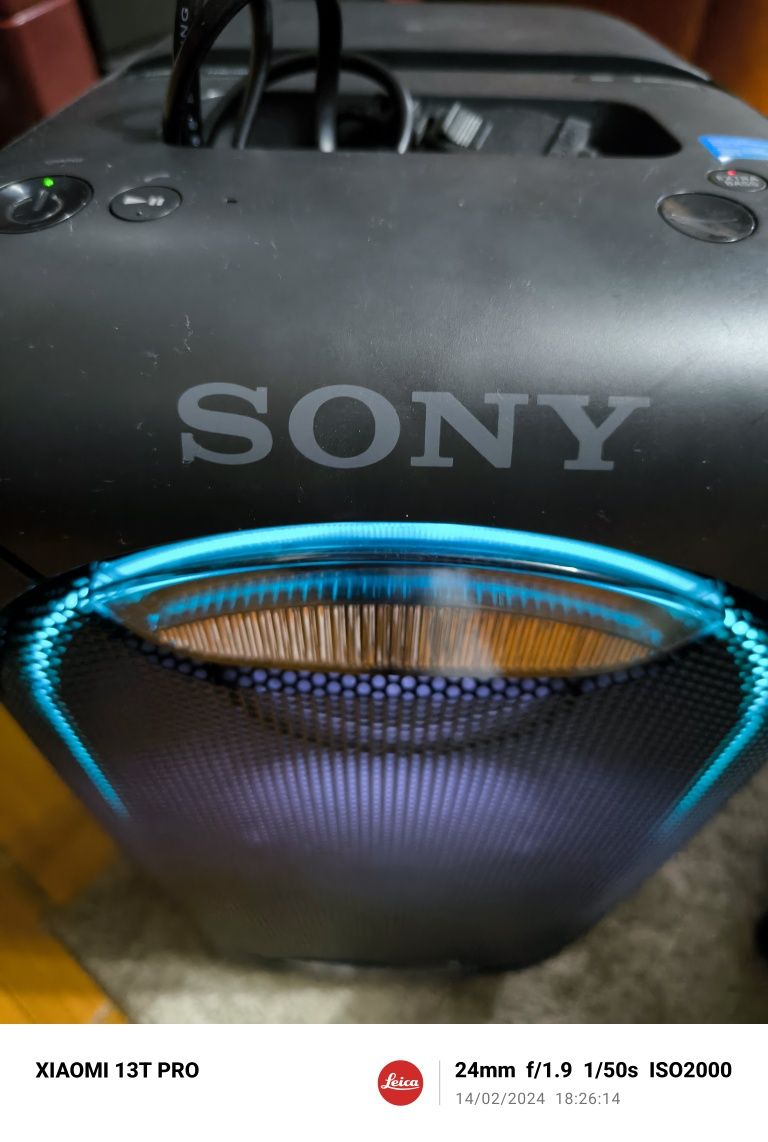 Coluna Sony com bluetooth como nova
