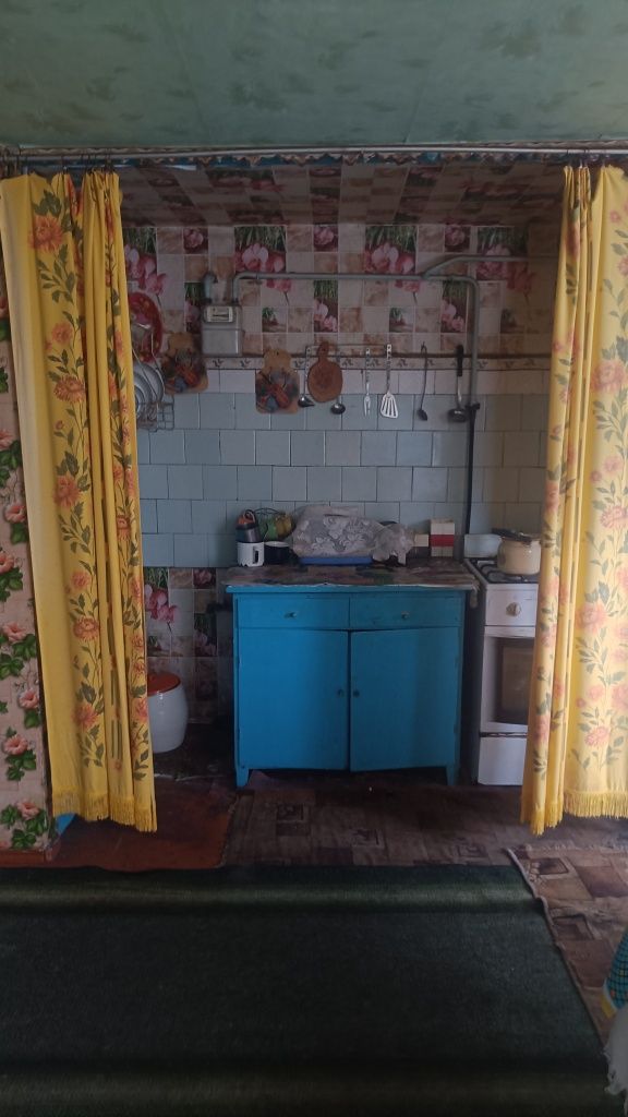 Продам частину будинку Чуднів Центр