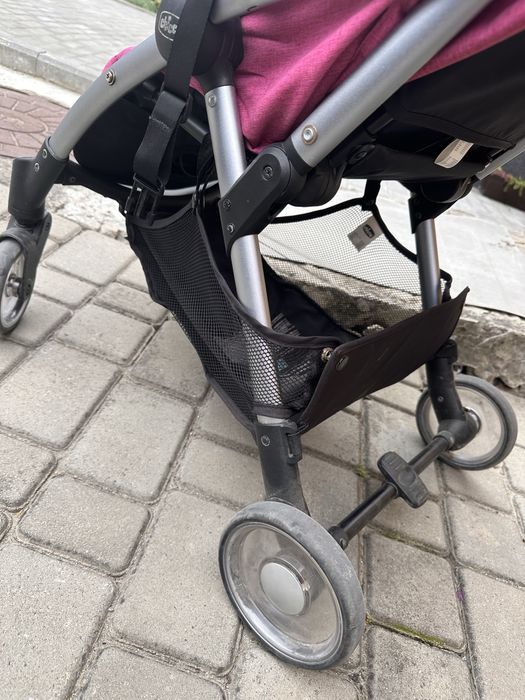 Прогулянкова коляска Chicco
