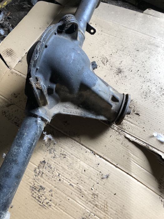 Задній міст FORD Taurus