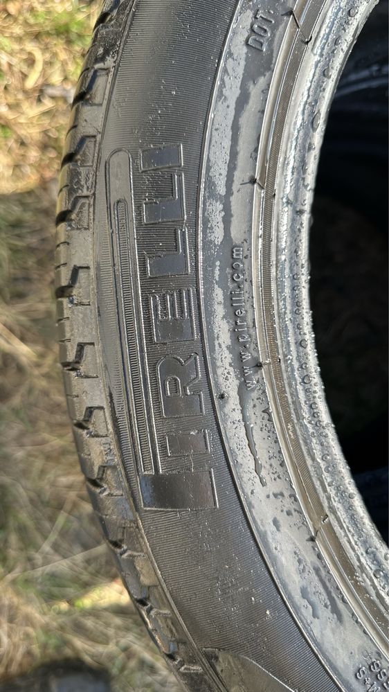 Шини Pirelli 235 50 18