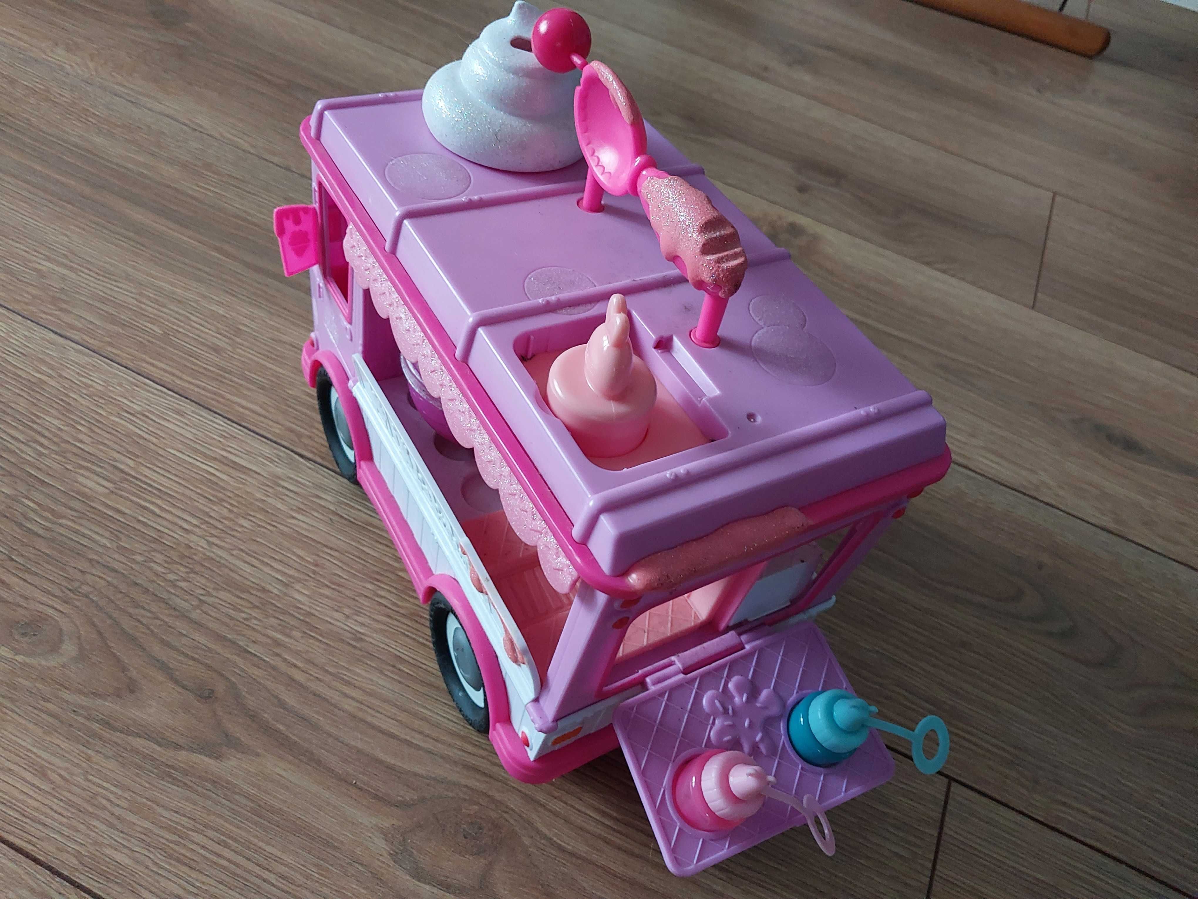 Autobus num noms