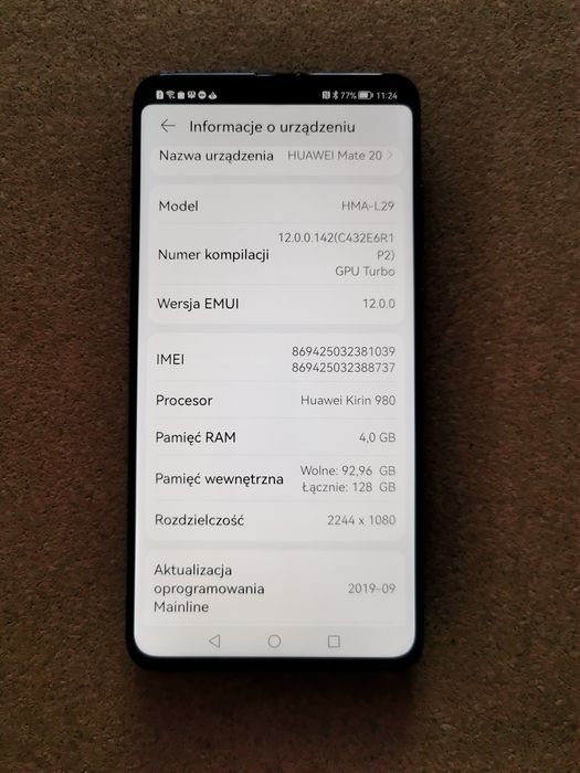 HUAWEI Mate 20 w ładnym stanie