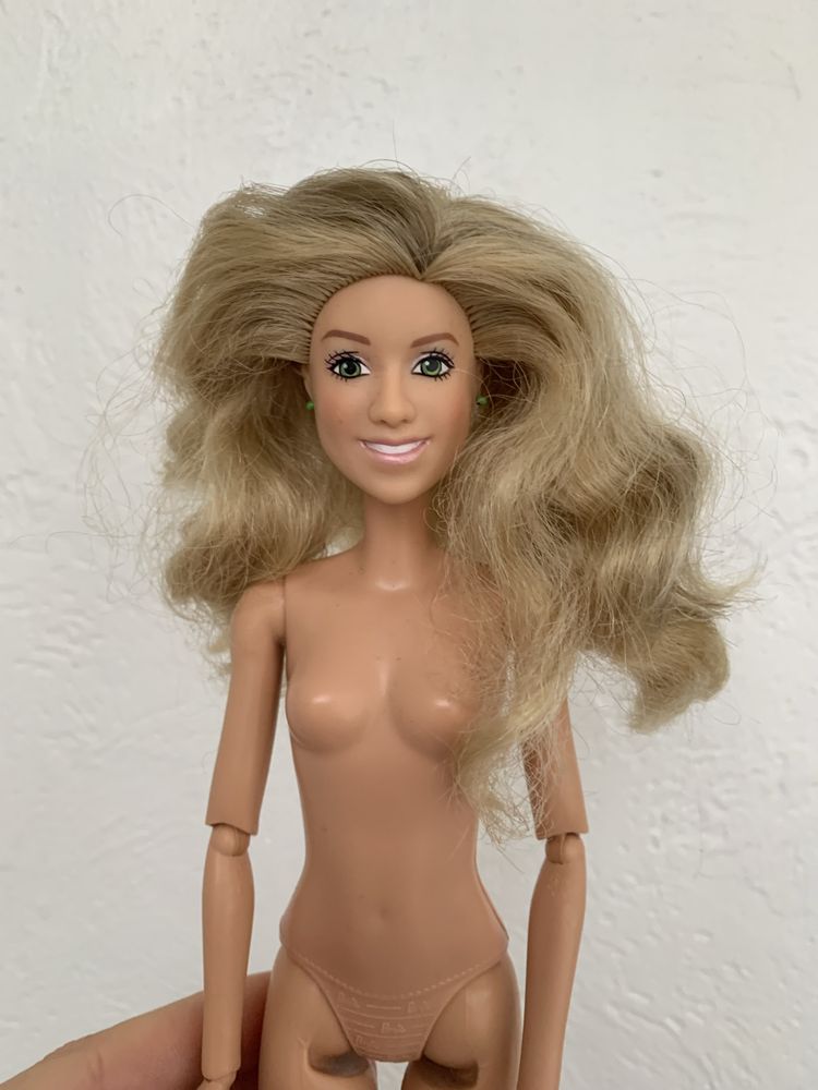 Лялька Barbie