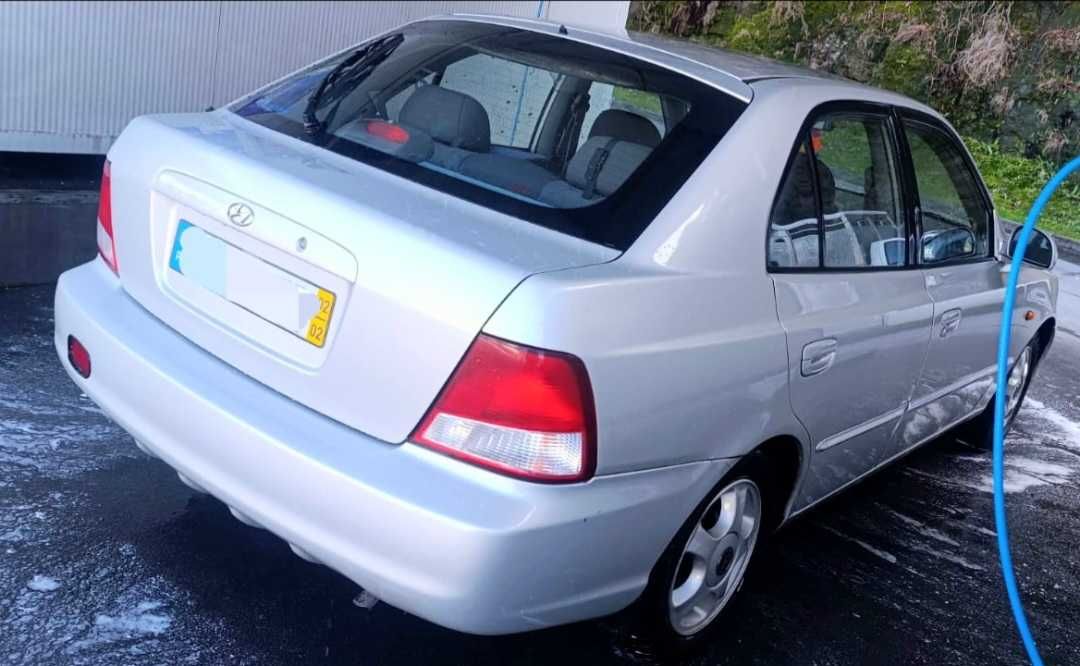 Hyundai Accent 2002