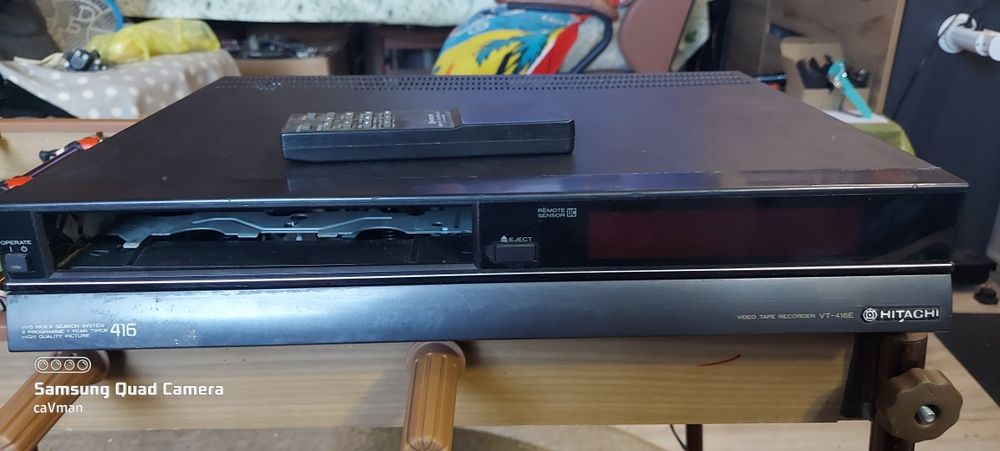 Magnetowid VHS Hitachi Video Deck VT-416E
