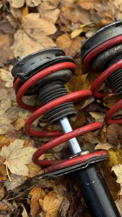 Передні Стойки Стійки БМВ Е39 стійки пружини стойки бмв е39 Шрот BMW