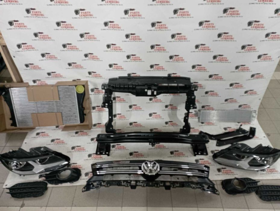 Volkswagen Tiguan 12-16 Решітка Радіатора