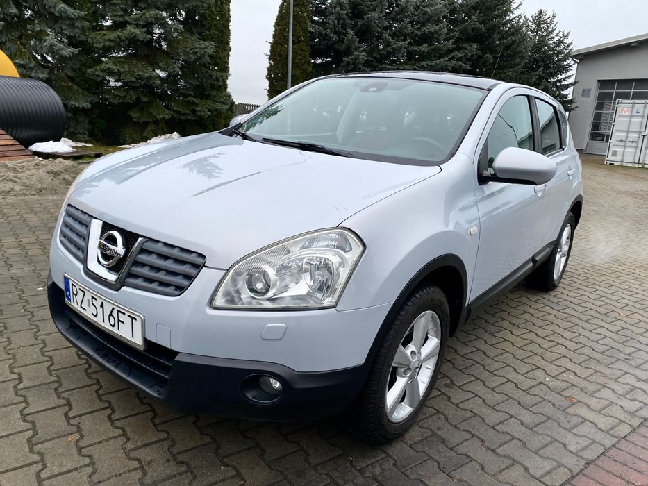 Nissan Qashqai 2.0 4x4 AUTOMAT, kamera cofania, panorama, super stan