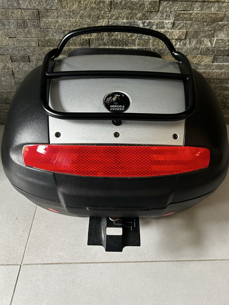 Kufer motocyklowy