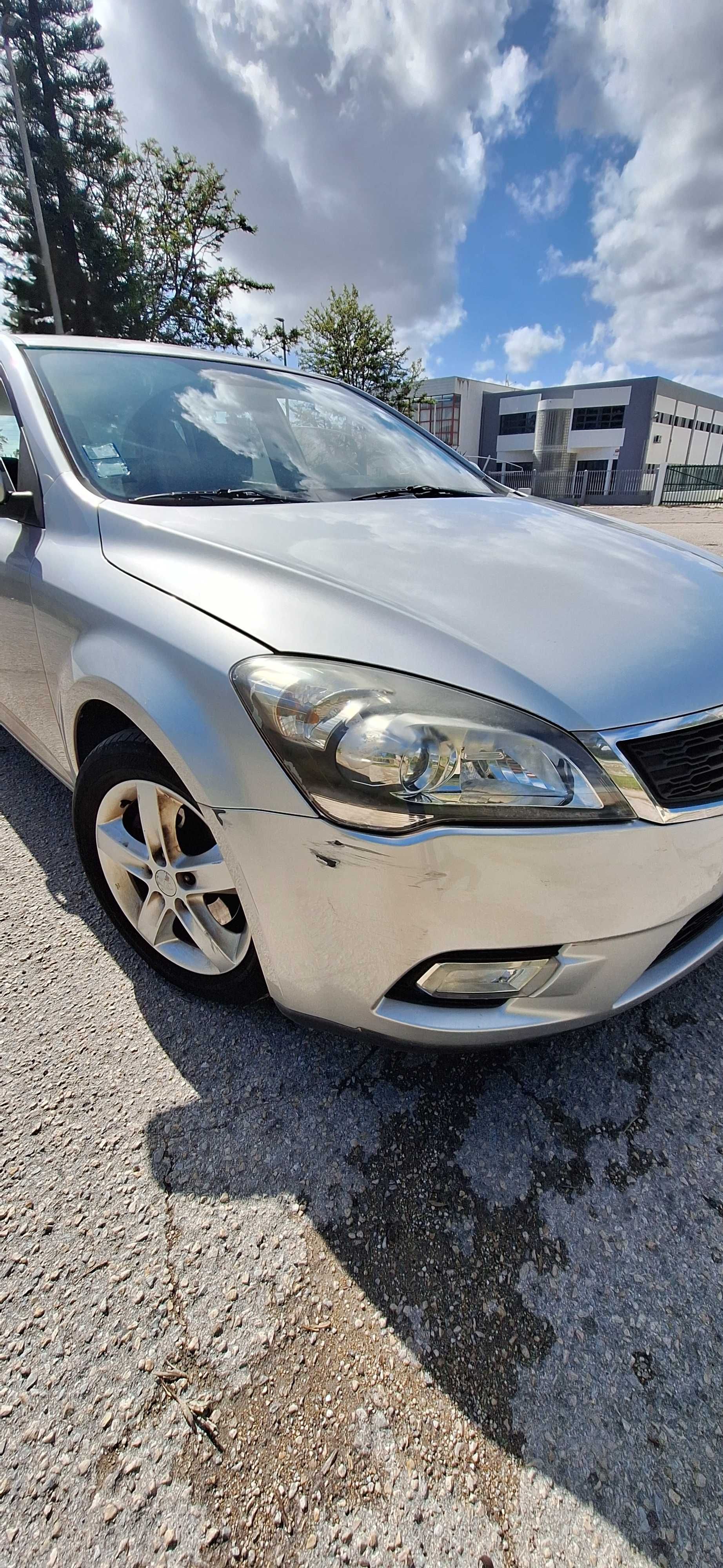 Kia ceed 1.6 CRDI 5p versão 125 CV