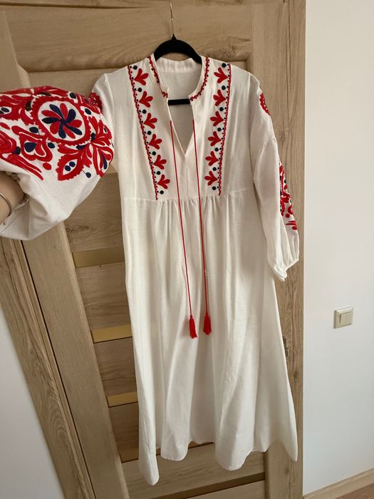 Вишиванка ( плаття)
