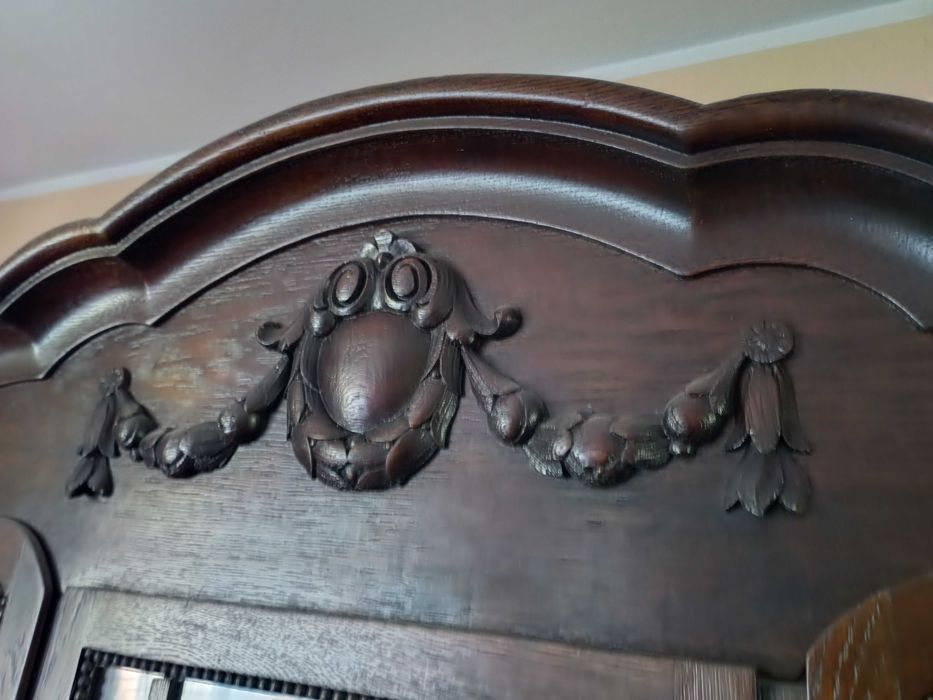 Kredens antyk zabytkowy