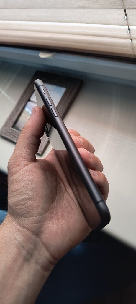 Apple iPhone 11  stan bdb