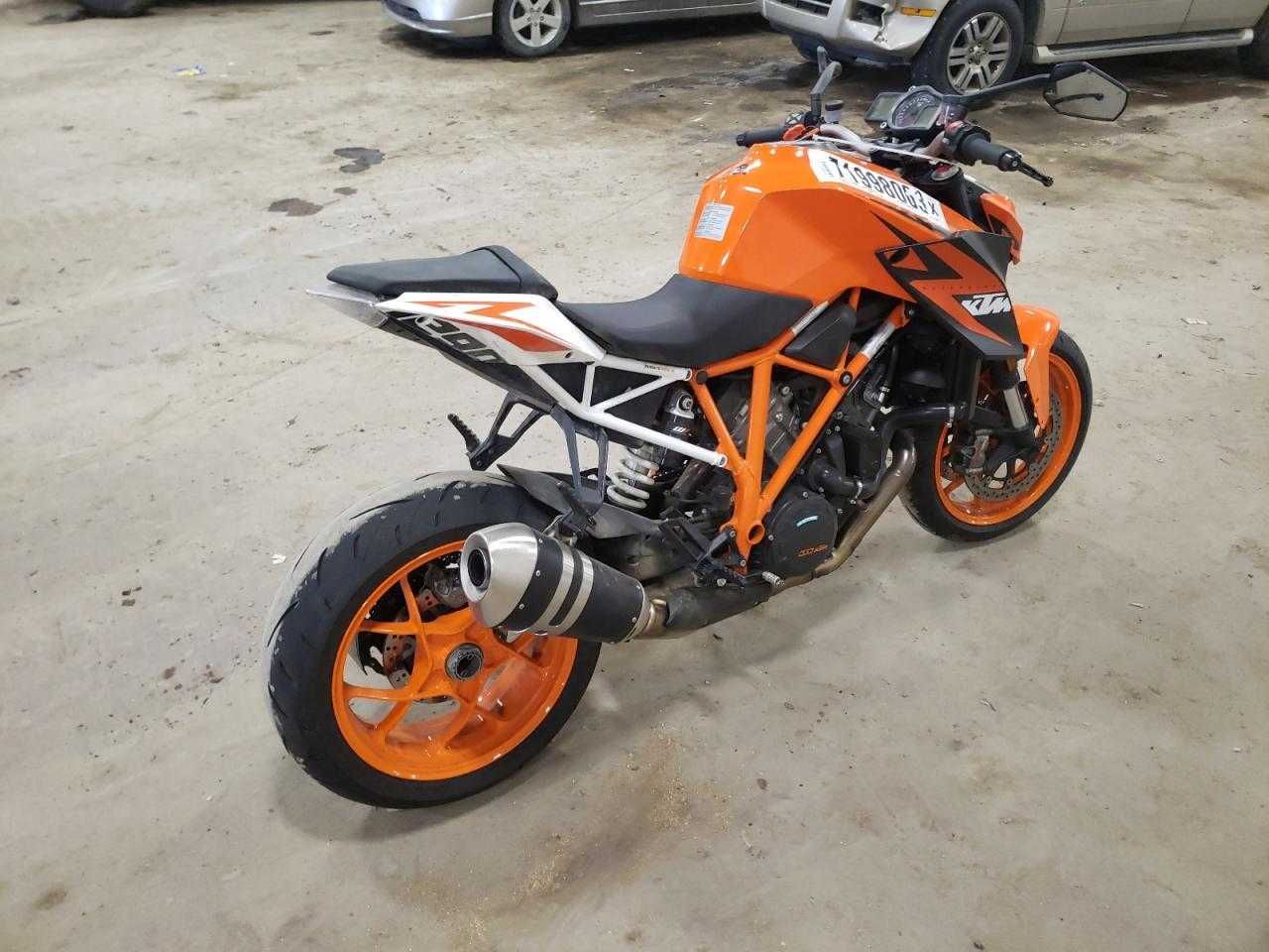 KTM 1290 Super Duke R 2015