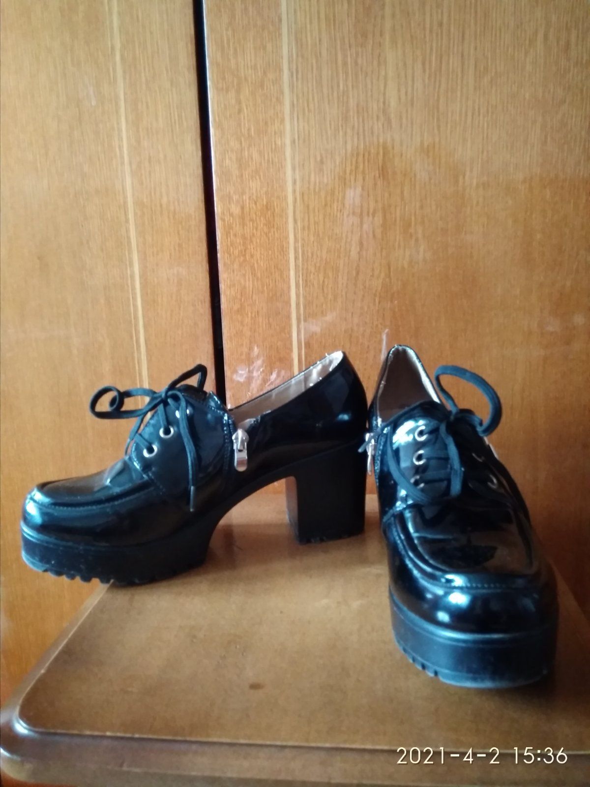 Туфлі жіночі туфли женские тракторна подошва 25,5 см 39 розмір размер