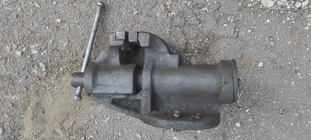 Слесарные тиски!