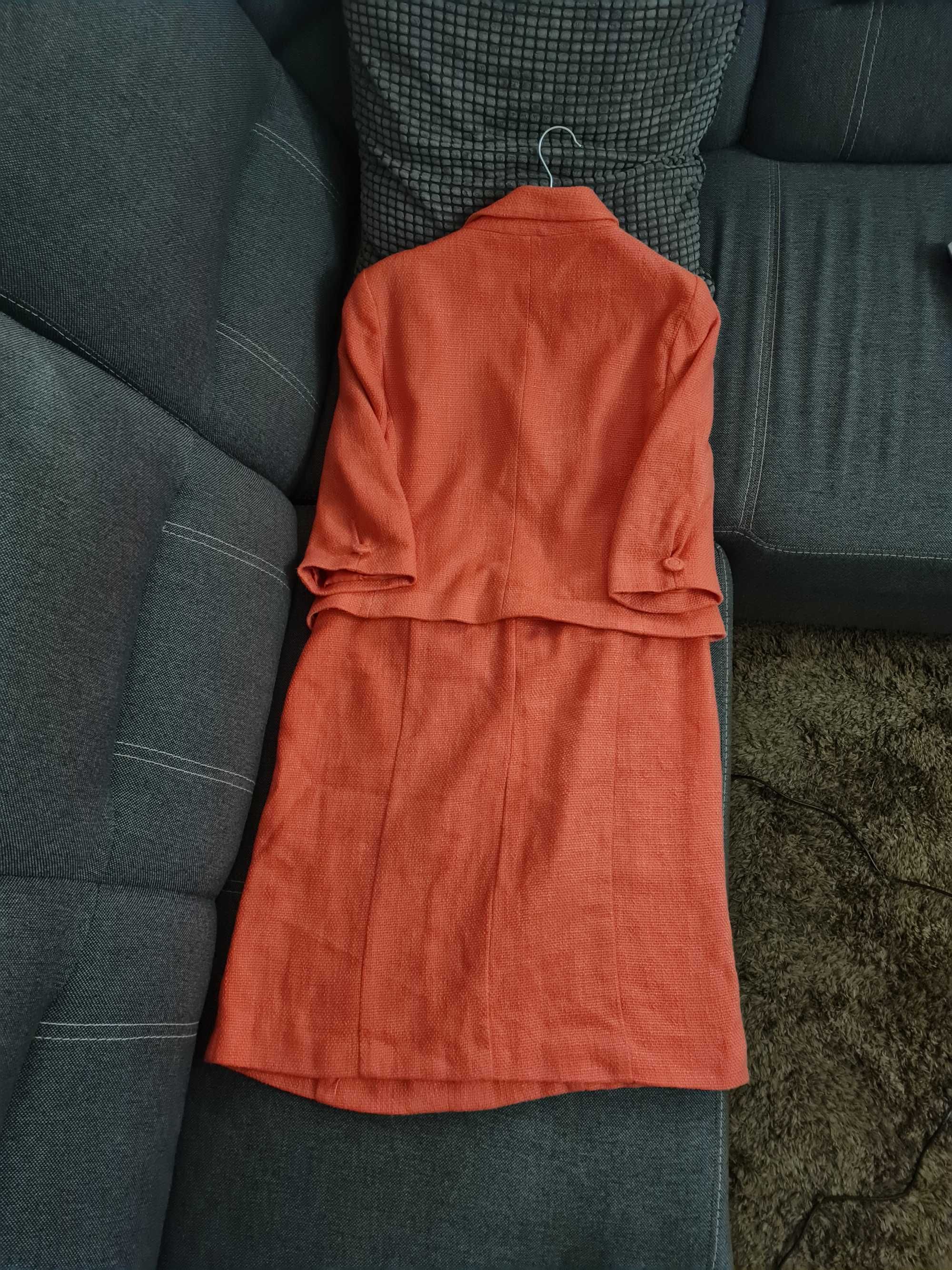 Garsonka rozmiar 40 Marks & Spencer ( rozmiar UK-14)