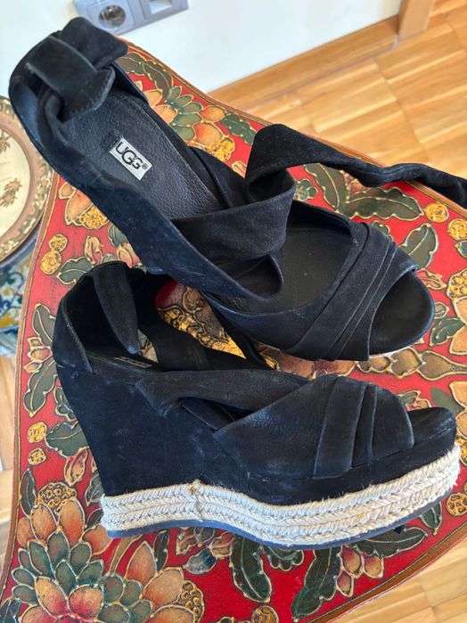 Buty na koturnie - Ugg