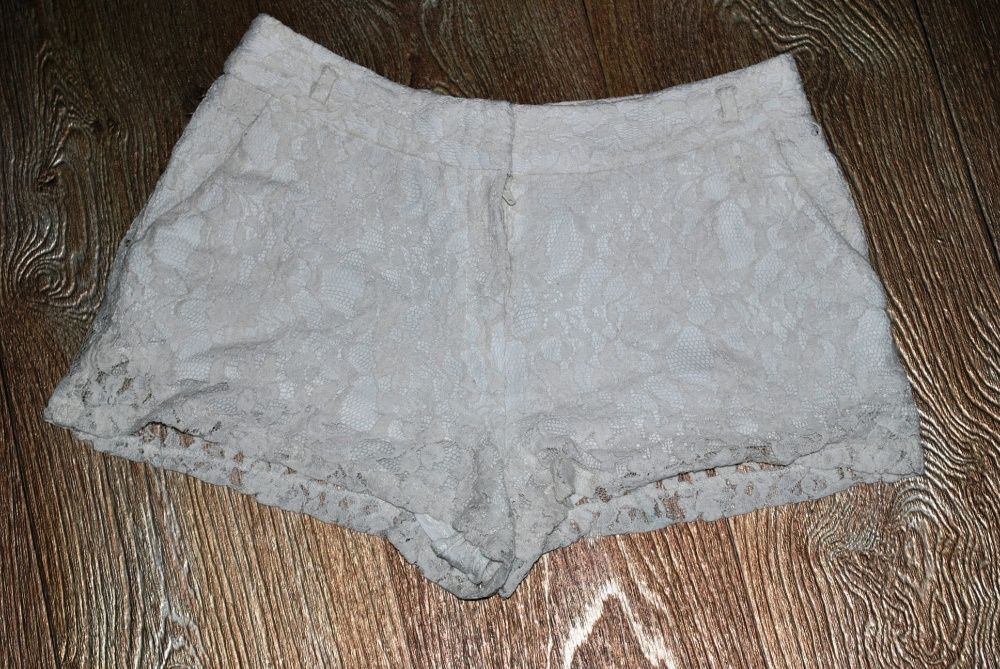 Шорты короткие белые s m ажурные гипюровые крутые нежные topshop