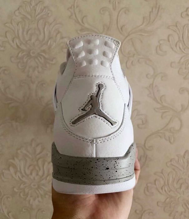 Buty meskie Mokasyny Nike_Air_Jordan_4_Retro_White_Oreo R.42