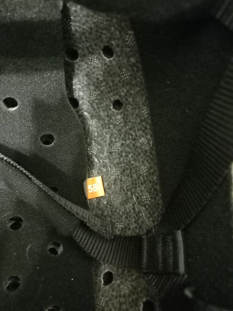 Kask jeździecki Fouganza