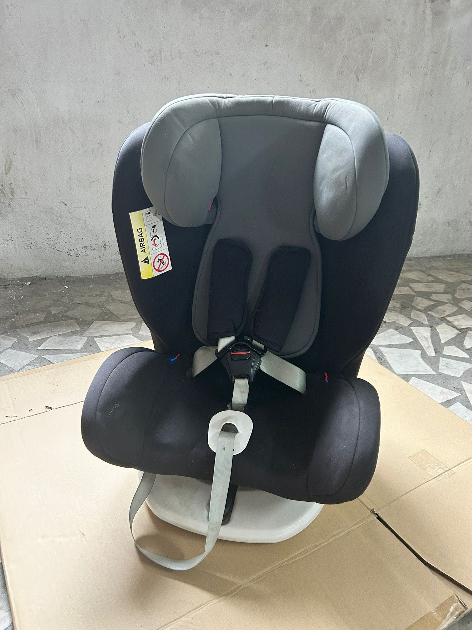 Cadeira de bebé auto