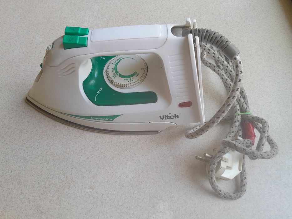 Утюг  Vitek VT- 1201