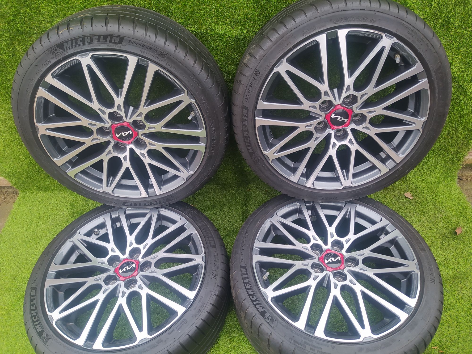 Felgi koła Kia ProCeed CEed 225/40 R18 Lato
