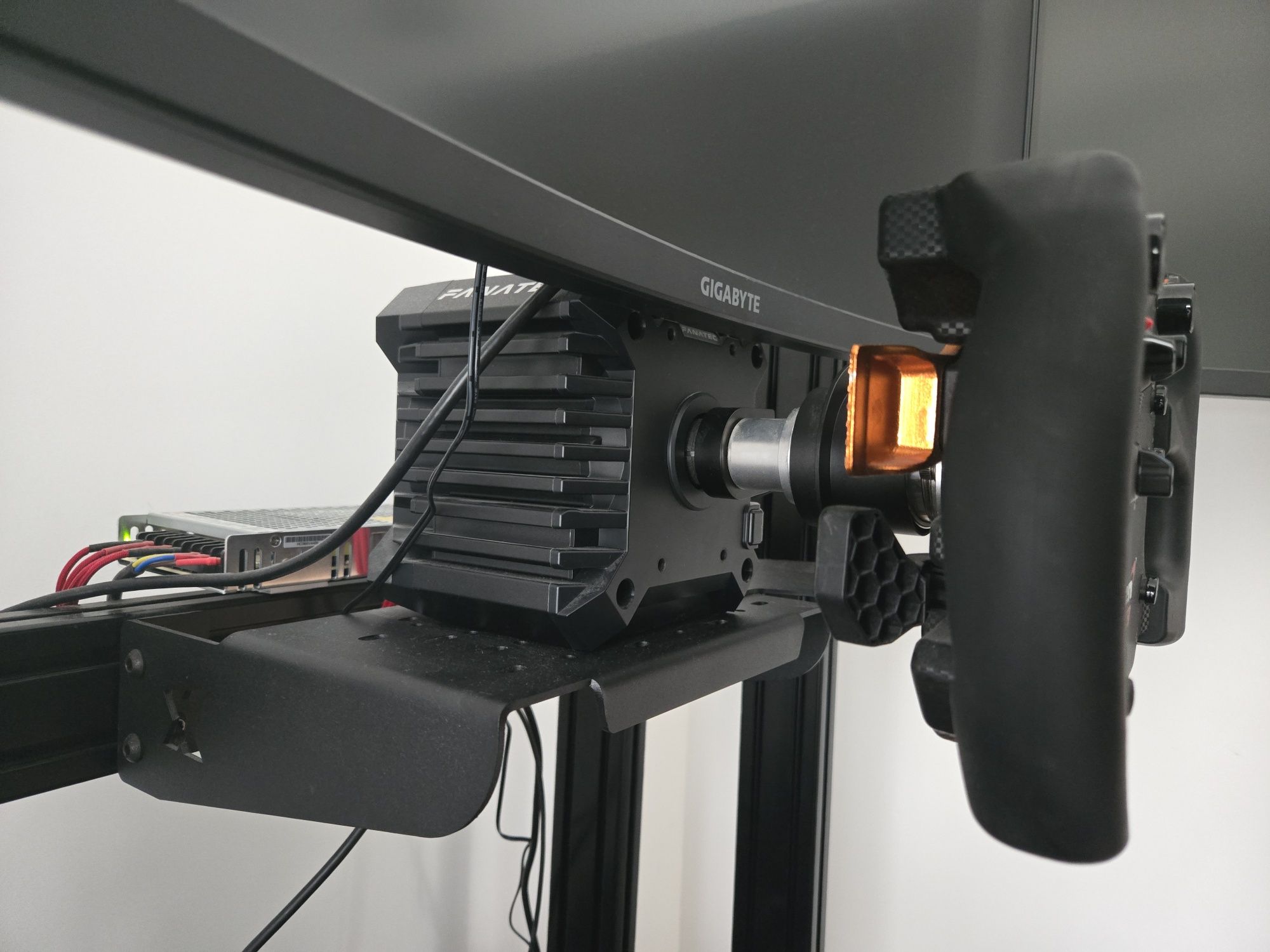 Fanatec DD 8nm Mclaren v2