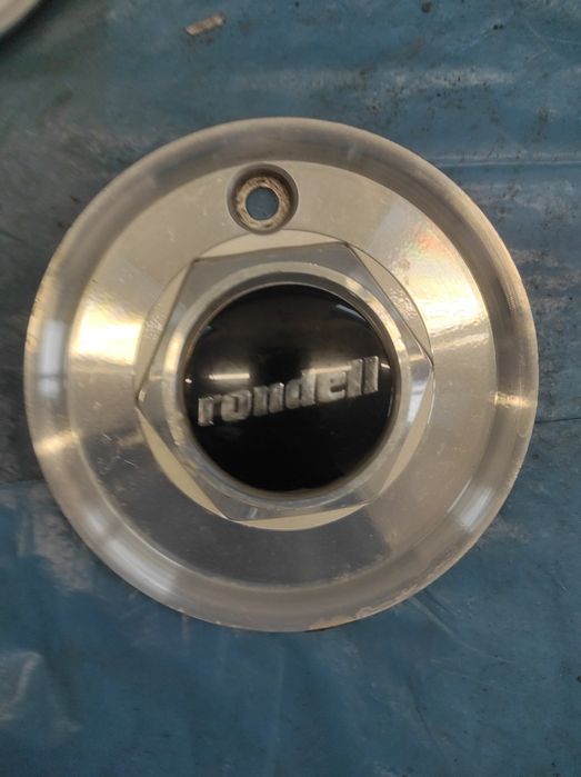 Dekielki Kapsle Kołpaki do felg aluminiowych Rondell