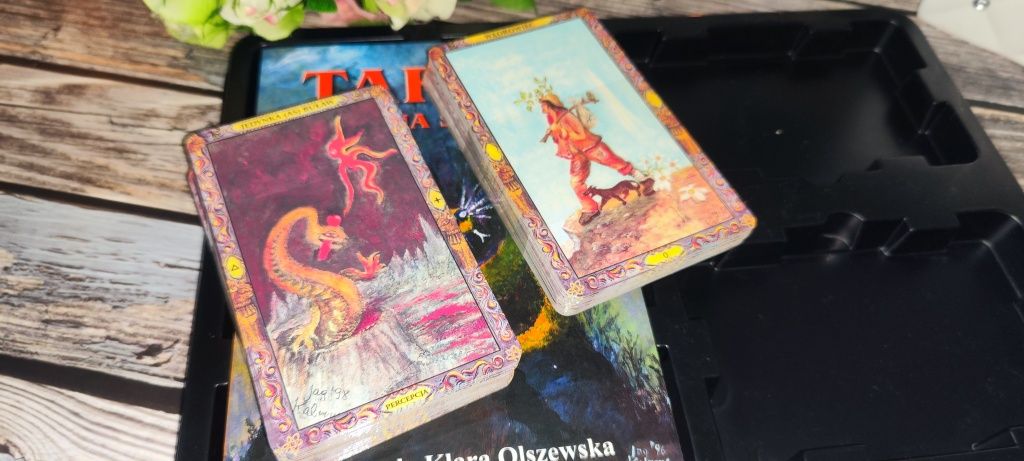 Tarot terapia słowem Manuela Klara Olszewska