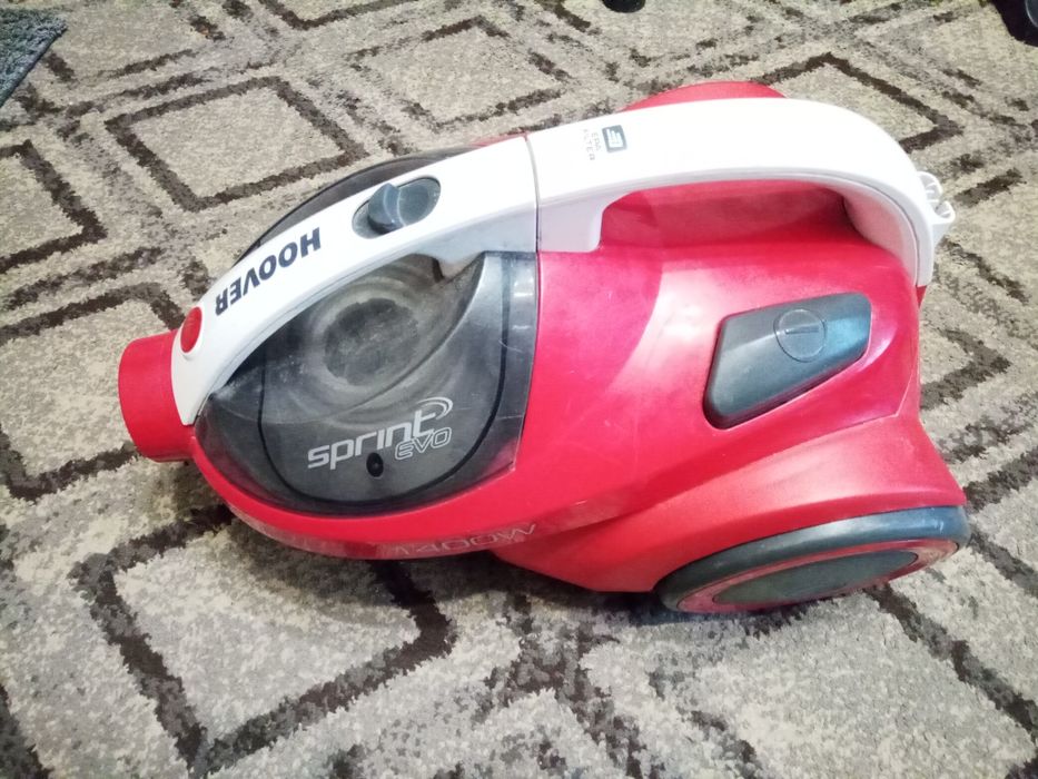 Пылесос Hoover TSBE 1401 019 на запчасти